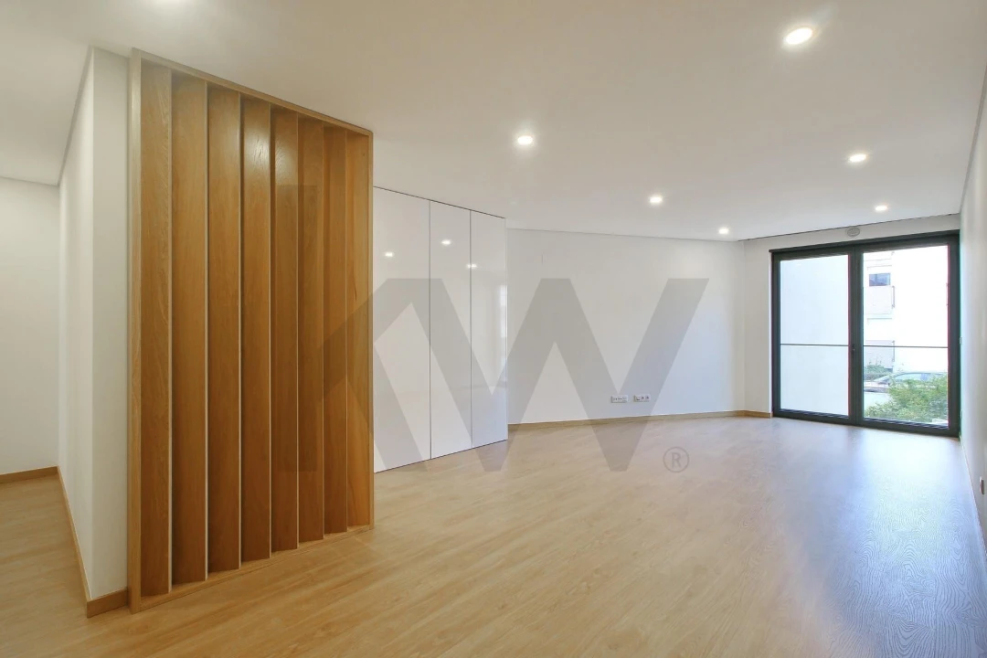 Apartamento T2 para Arrendamento em Requeixo, Nossa Senhora de Fátima e Nariz Foto 15