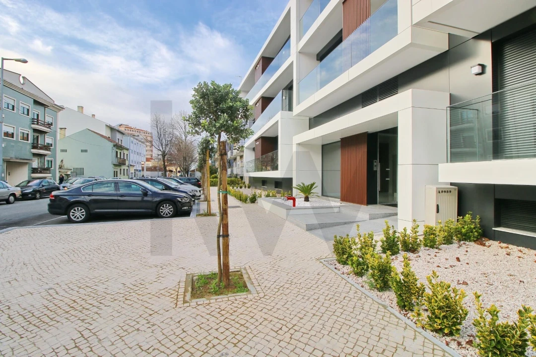 Apartamento T2 para Arrendamento em Requeixo, Nossa Senhora de Fátima e Nariz Foto 18