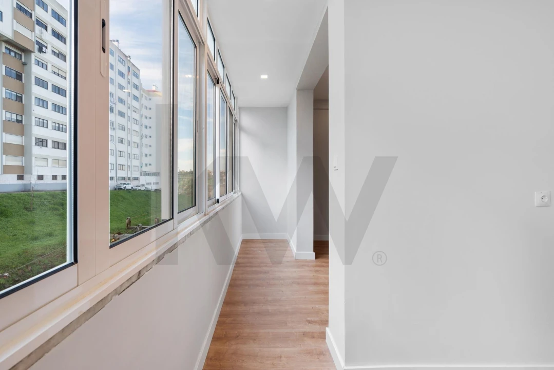 Apartamento T2 para Venda em Massamá e Monte Abraão Foto 6