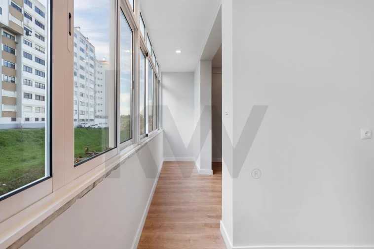 Apartamento T2 para Venda em Massamá e Monte Abraão Foto 6