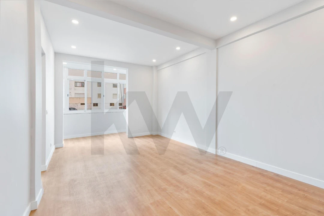 Apartamento T2 para Venda em Massamá e Monte Abraão Foto 9