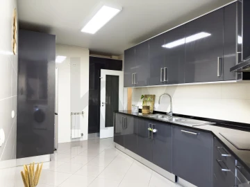 Apartamento T3 para Venda em Requeixo, Nossa Senhora de Fátima e Nariz