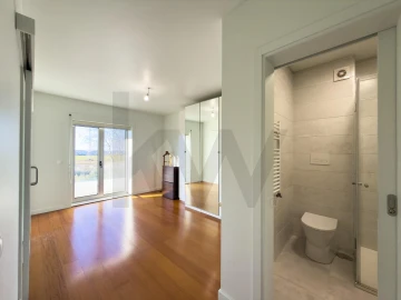 Apartamento T3 para Venda em Requeixo, Nossa Senhora de Fátima e Nariz