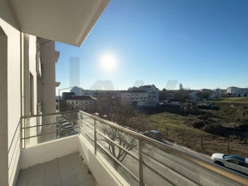 Apartamento T3 para Venda em Requeixo, Nossa Senhora de Fátima e Nariz