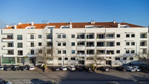 Apartamento T3 para Venda em Requeixo, Nossa Senhora de Fátima e Nariz