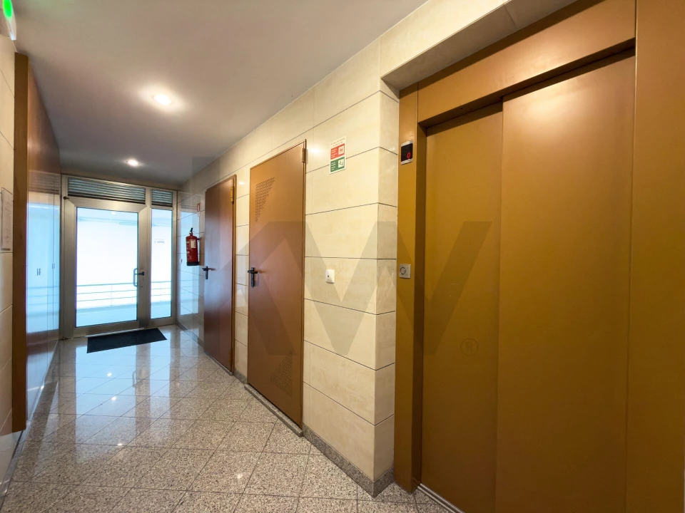 Apartamento T3 para Venda em Requeixo, Nossa Senhora de Fátima e Nariz Foto 44