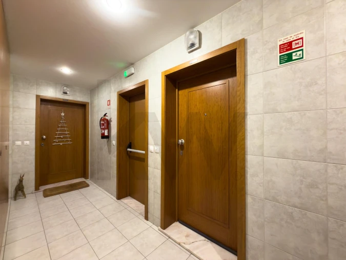Apartamento T3 para Venda em Requeixo, Nossa Senhora de Fátima e Nariz Foto 40