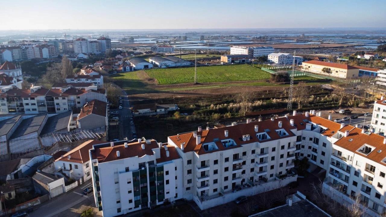 Apartamento T3 para Venda em Requeixo, Nossa Senhora de Fátima e Nariz Foto 1