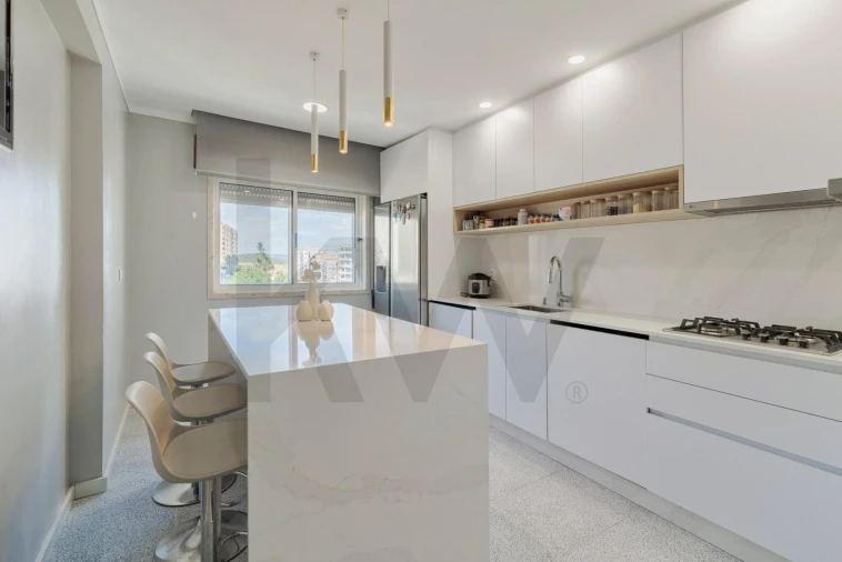 Apartamento T2 para Venda em Massamá e Monte Abraão Foto 9