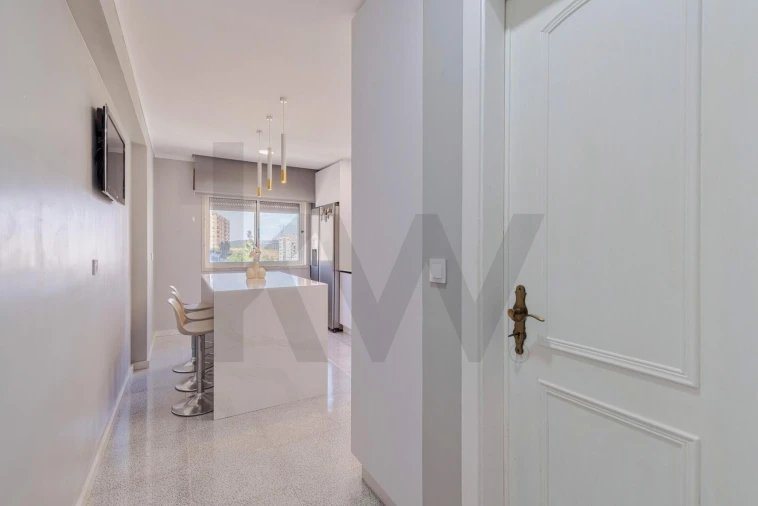 Apartamento T2 para Venda em Massamá e Monte Abraão Foto 8