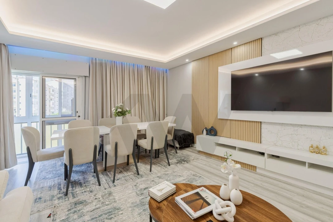 Apartamento T2 para Venda em Massamá e Monte Abraão Foto 4