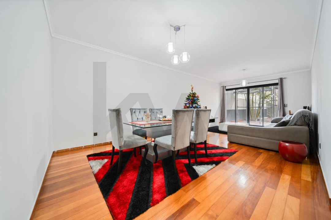 Apartamento T2 para Venda em Camara de Lobos Foto 14