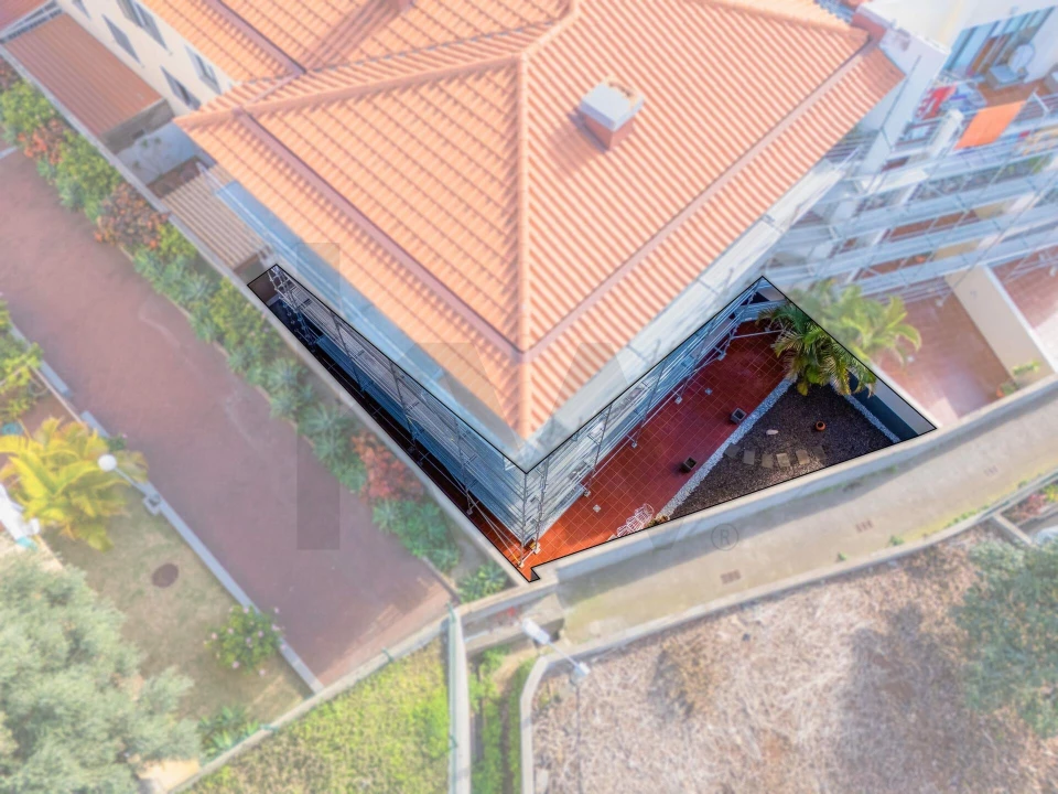 Apartamento T2 para Venda em Camara de Lobos Foto 7