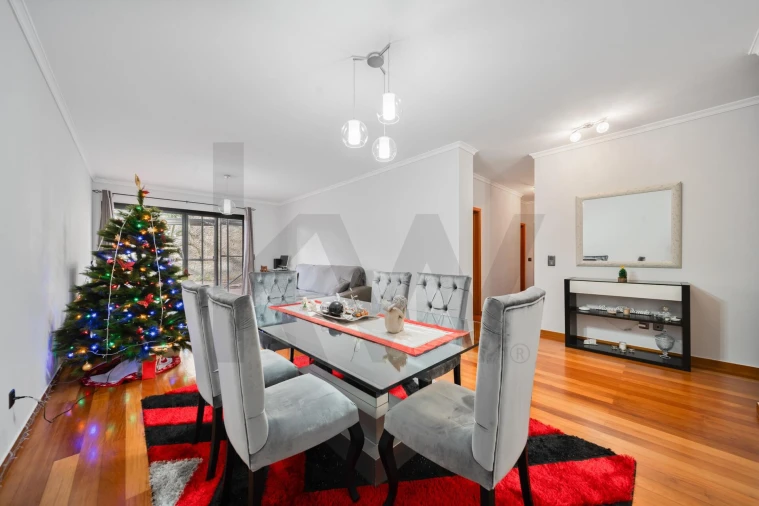 Apartamento T2 para Venda em Camara de Lobos Foto 15