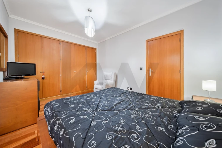 Apartamento T2 para Venda em Camara de Lobos Foto 28