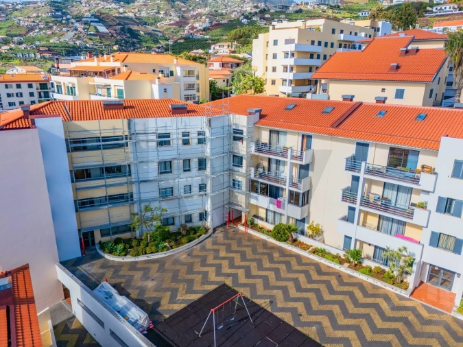 Apartamento T2 para Venda em Camara de Lobos Foto 9