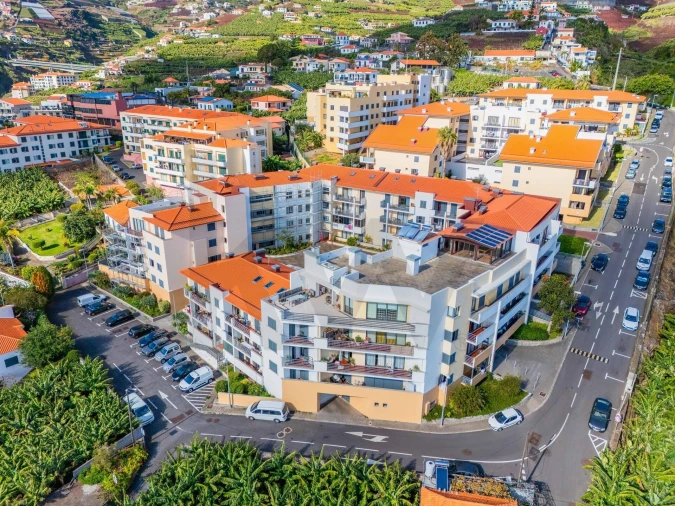 Apartamento T2 para Venda em Camara de Lobos Foto 2