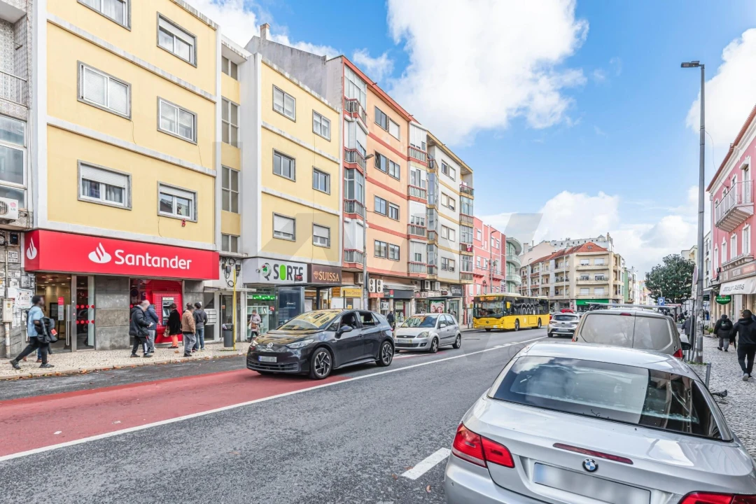 Apartamento T2 para Venda em Queluz e Belas Foto 16