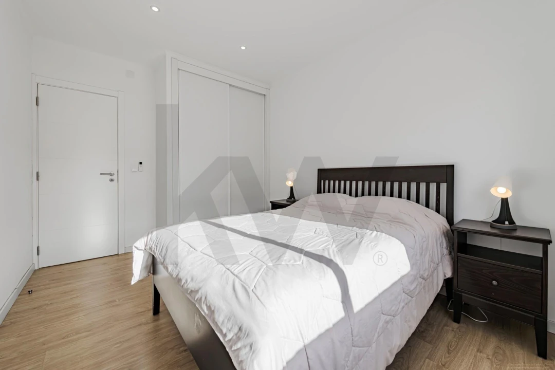 Apartamento T2 para Venda em Queluz e Belas Foto 9