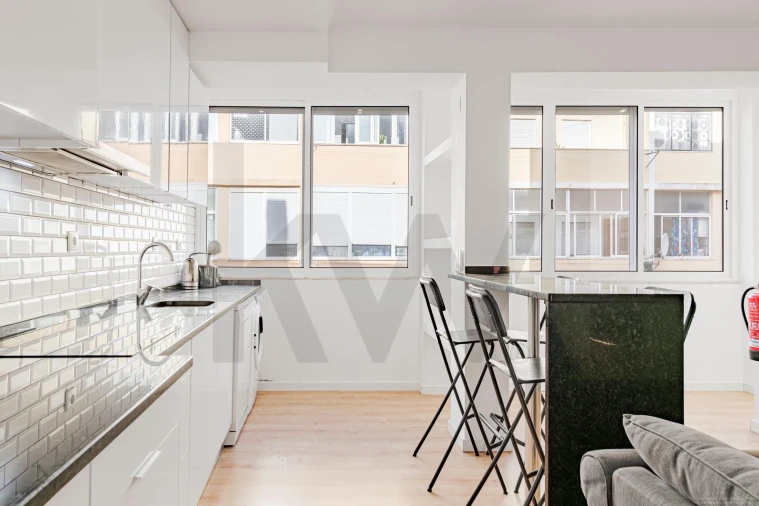 Apartamento T2 para Venda em Queluz e Belas Foto 2