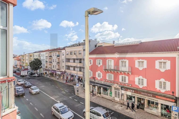 Apartamento T2 para Venda em Queluz e Belas Foto 12