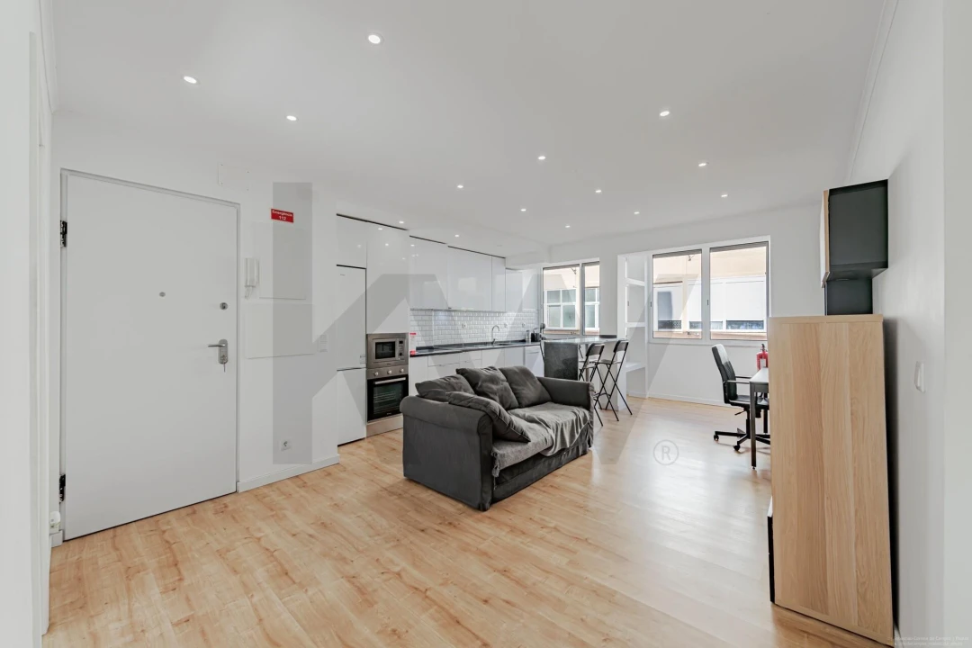 Apartamento T2 para Venda em Queluz e Belas Foto 6