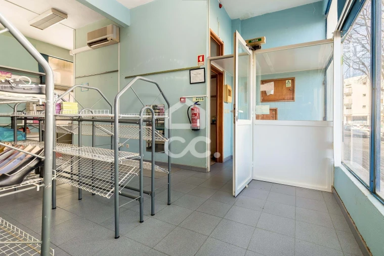 Negócio para Venda em Malagueira e Horta das Figueiras Foto 4