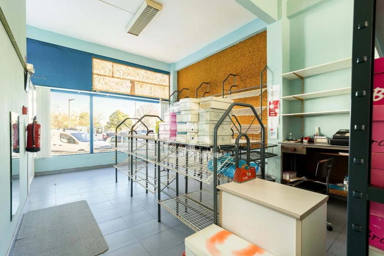 Negócio para Venda em Malagueira e Horta das Figueiras Foto 2