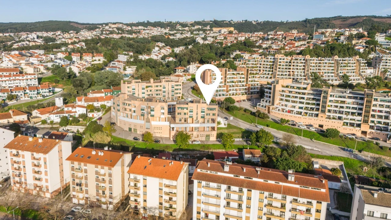 Garagem para Venda em Santo Antonio dos Olivais Foto 21