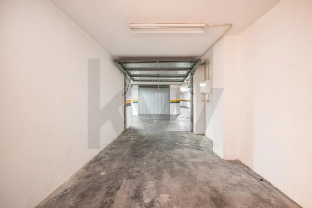 Garagem para Venda em Santo Antonio dos Olivais Foto 6