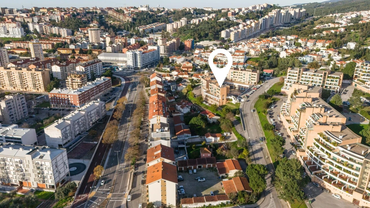 Garagem para Venda em Santo Antonio dos Olivais Foto 16