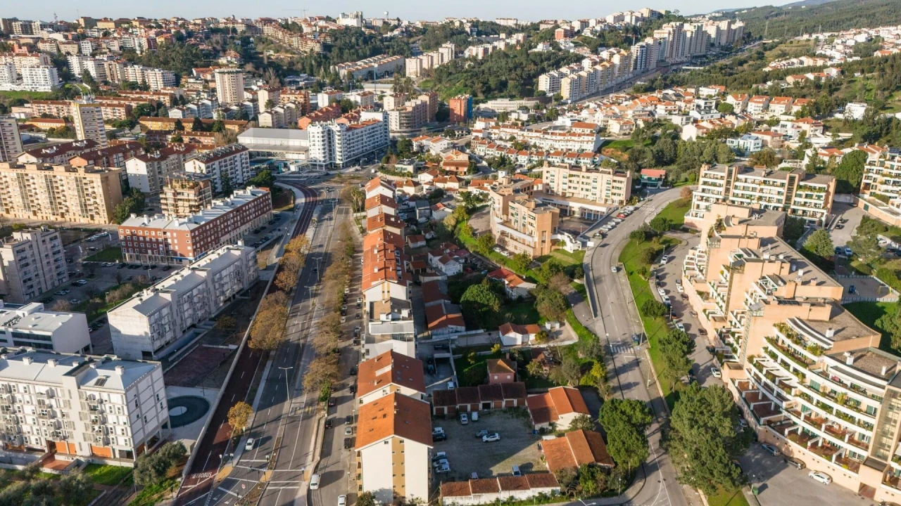 Garagem para Venda em Santo Antonio dos Olivais Foto 15