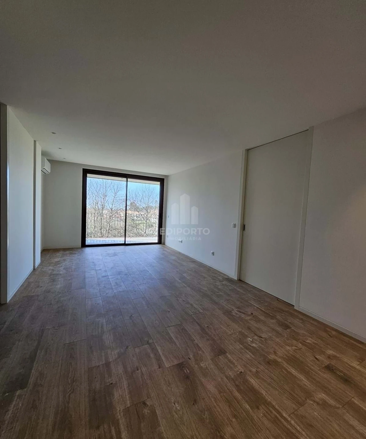 Apartamento T1 para Venda em Grijo Foto 17