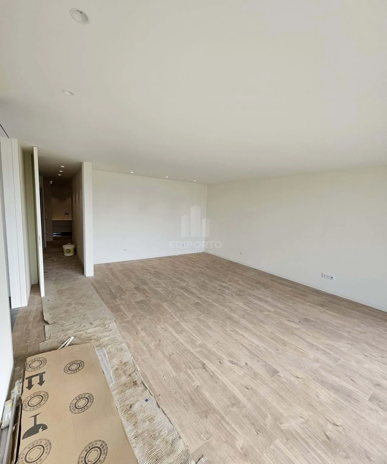 Apartamento T1 para Venda em Grijo Foto 21