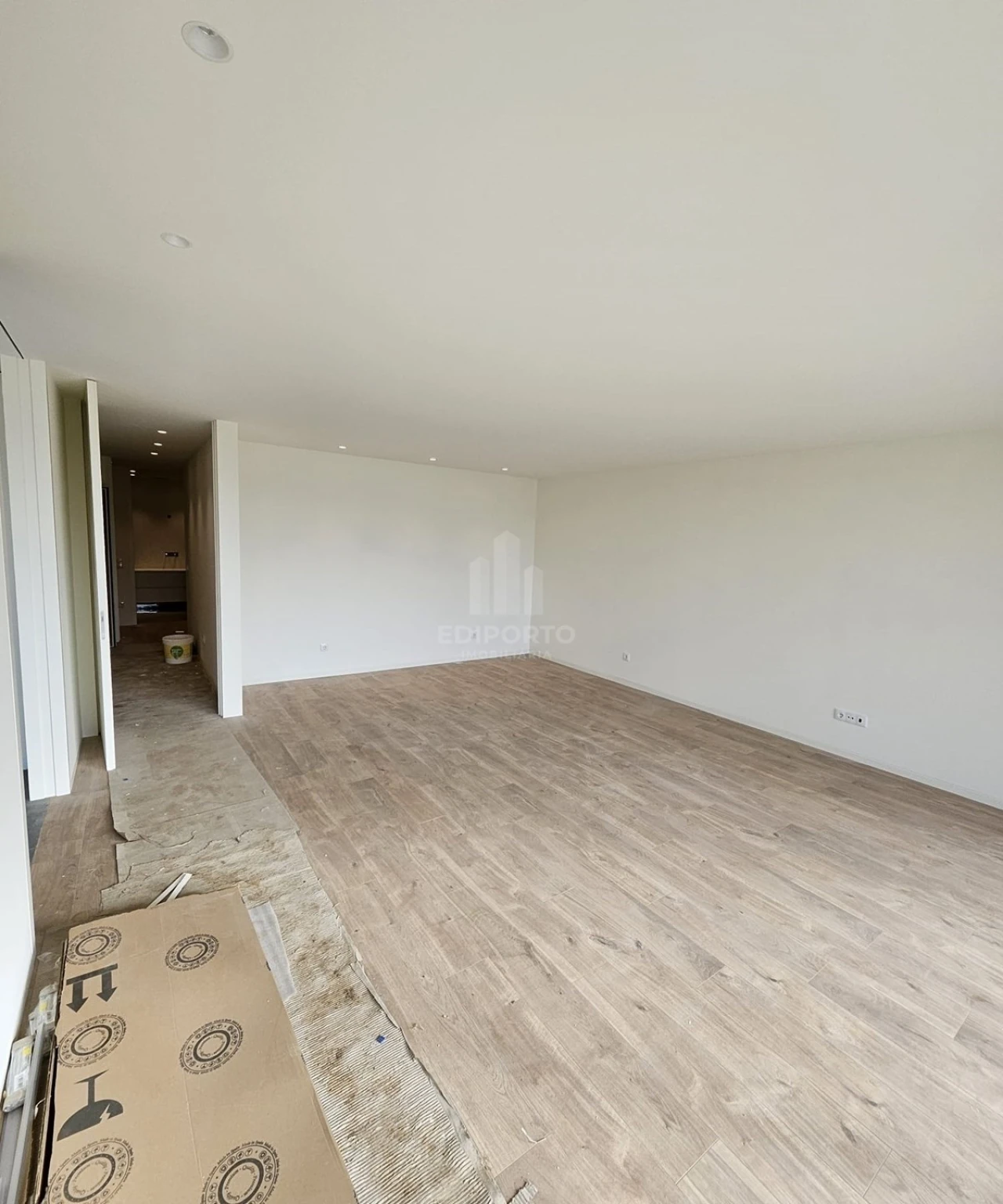 Apartamento T2 para Venda em Grijo Foto 6