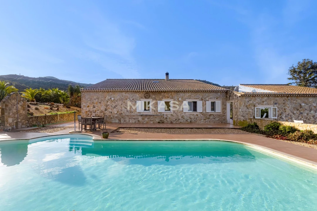 Moradia T4 para Venda em Aljezur Foto 1