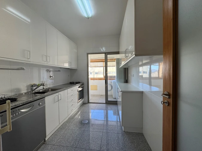 Apartamento T2 para Arrendamento em Matosinhos e Leça da Palmeira Foto 6