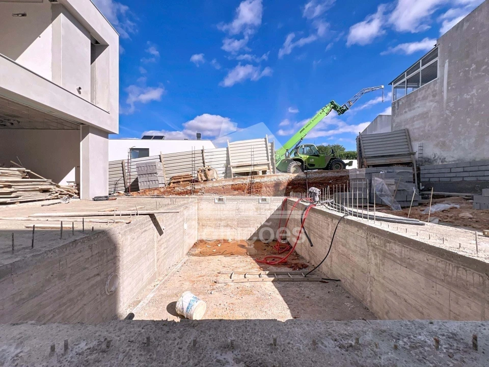 Moradia T4 para Venda em Estômbar e Parchal Foto 29