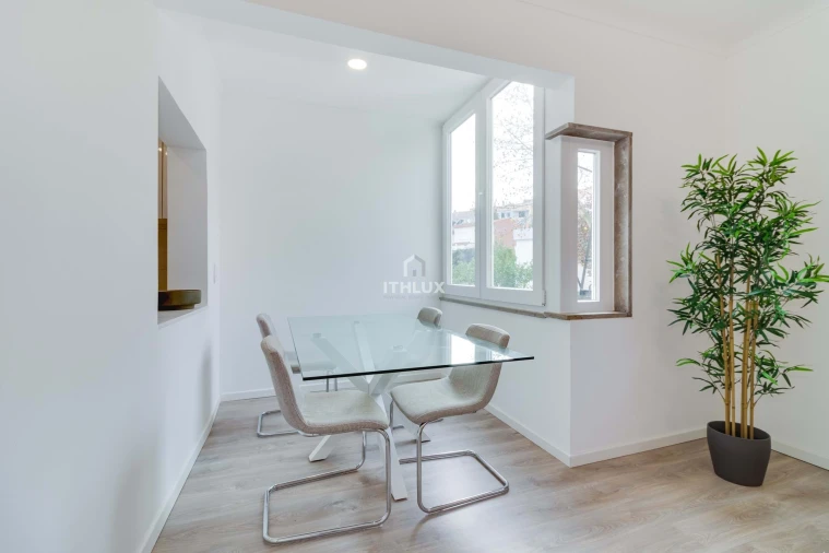 Apartamento T2 para Venda em Barcarena Foto 3