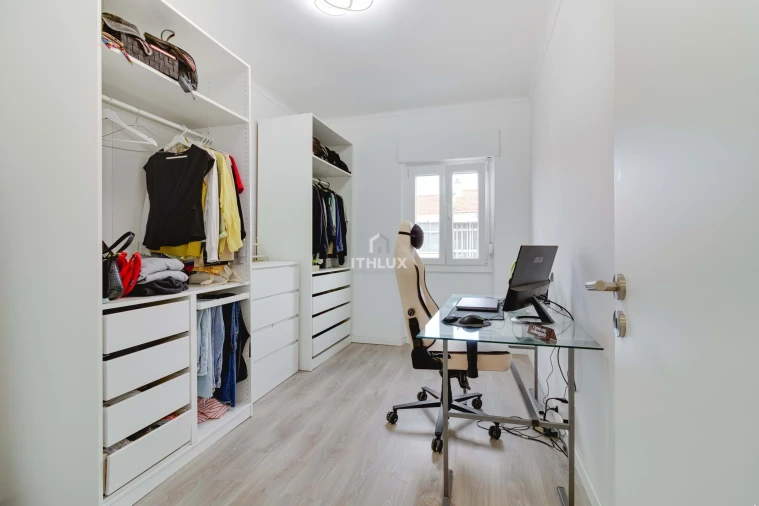 Apartamento T2 para Venda em Barcarena Foto 14