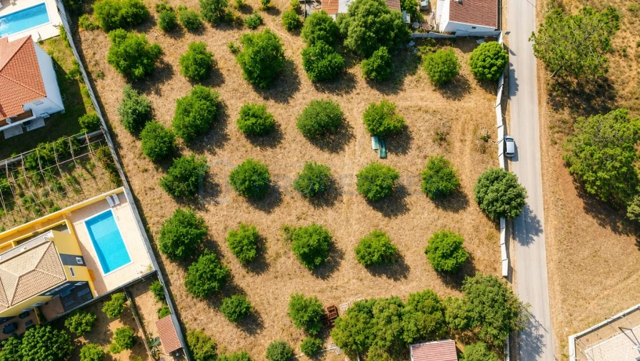 Terreno para Venda em Albufeira e Olhos de Água Foto 11