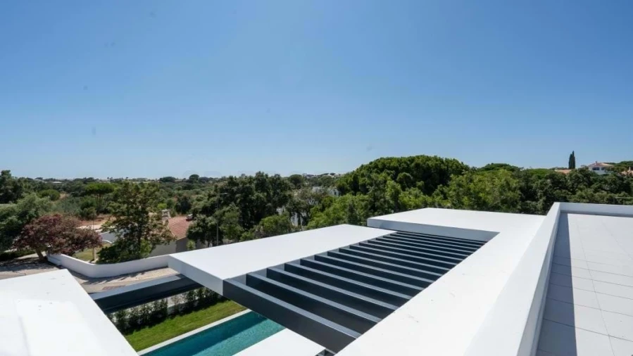 Moradia T4 para Venda em Albufeira e Olhos de Água Foto 31