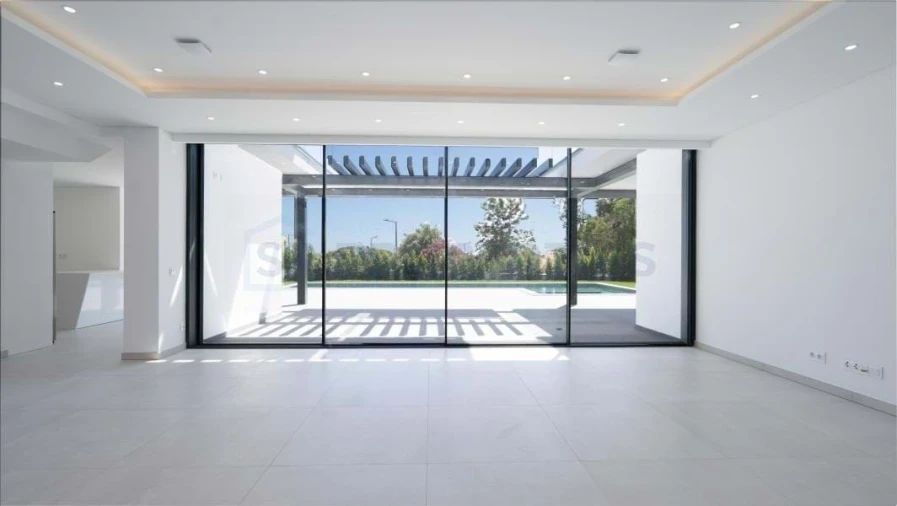 Moradia T4 para Venda em Albufeira e Olhos de Água Foto 12