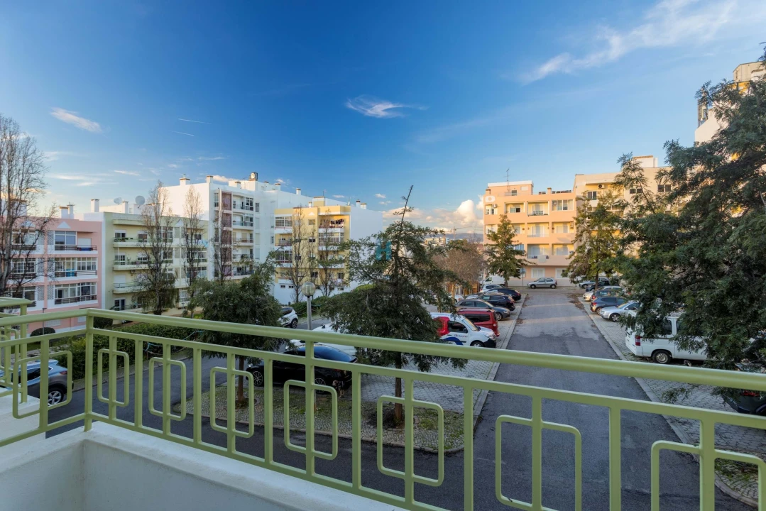 Apartamento T2 para Venda em Alvor Foto 10