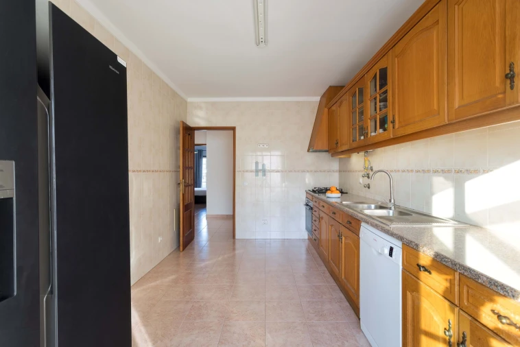 Apartamento T2 para Venda em Alvor Foto 2