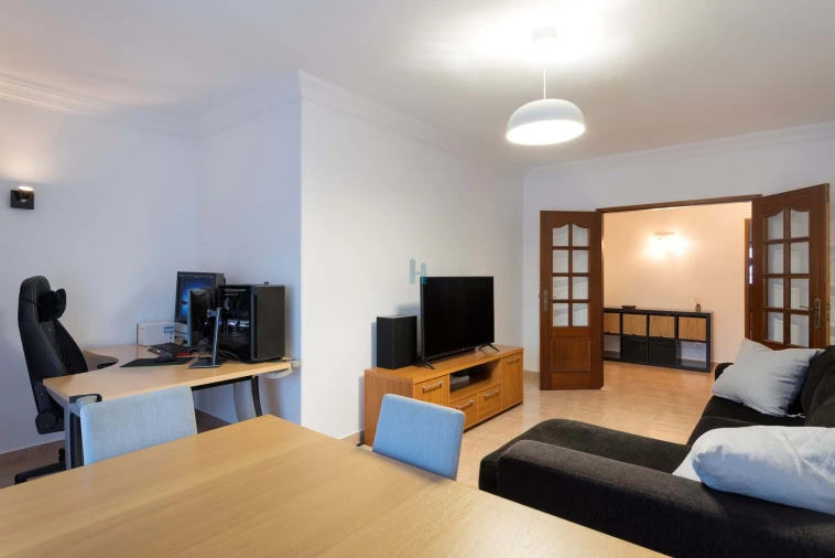 Apartamento T2 para Venda em Alvor Foto 9