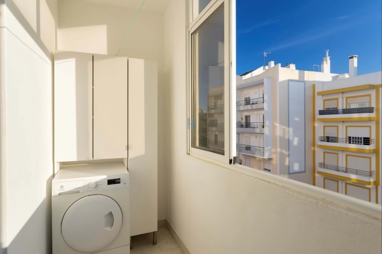Apartamento T2 para Venda em Alvor Foto 7