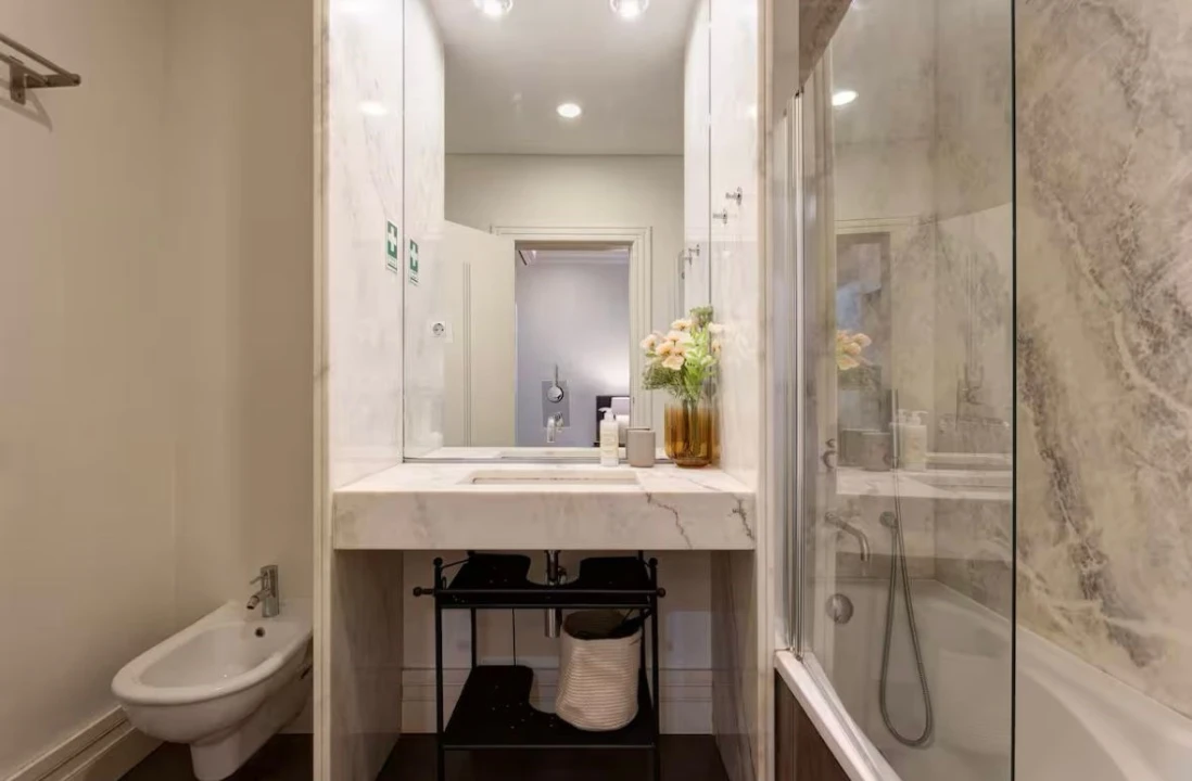 Apartamento T1 para Venda em Santa Maria Maior Foto 9