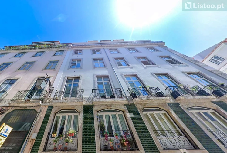 Apartamento T1 para Venda em Santa Maria Maior Foto 3