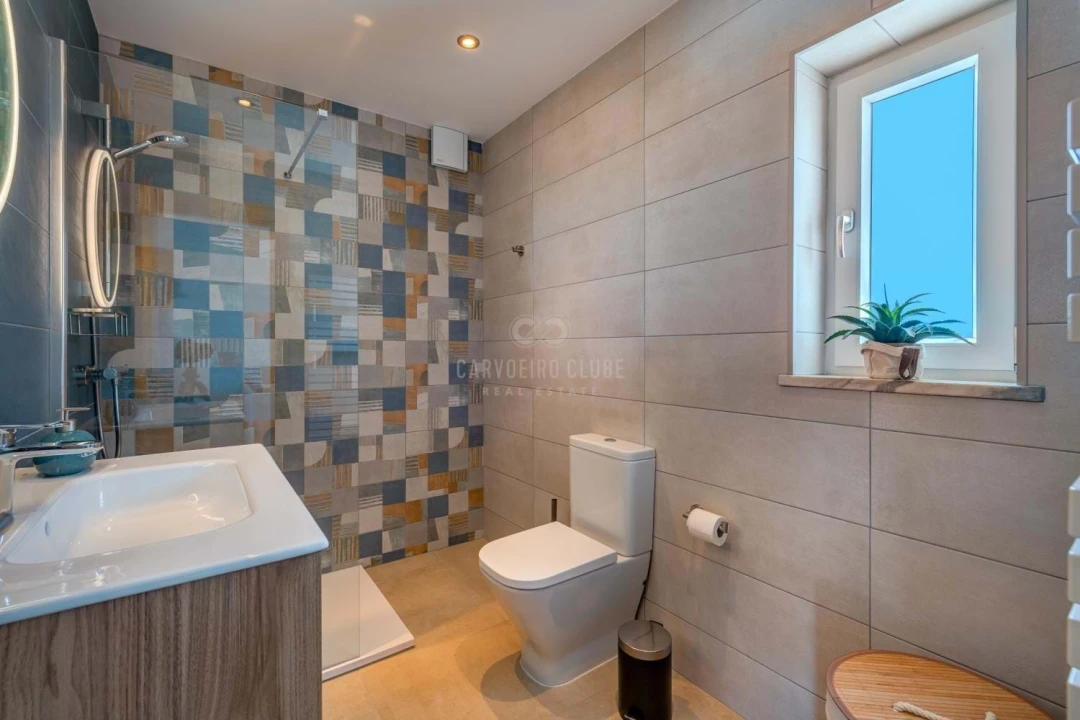 Moradia T4 para Venda em Lagoa e Carvoeiro Foto 23